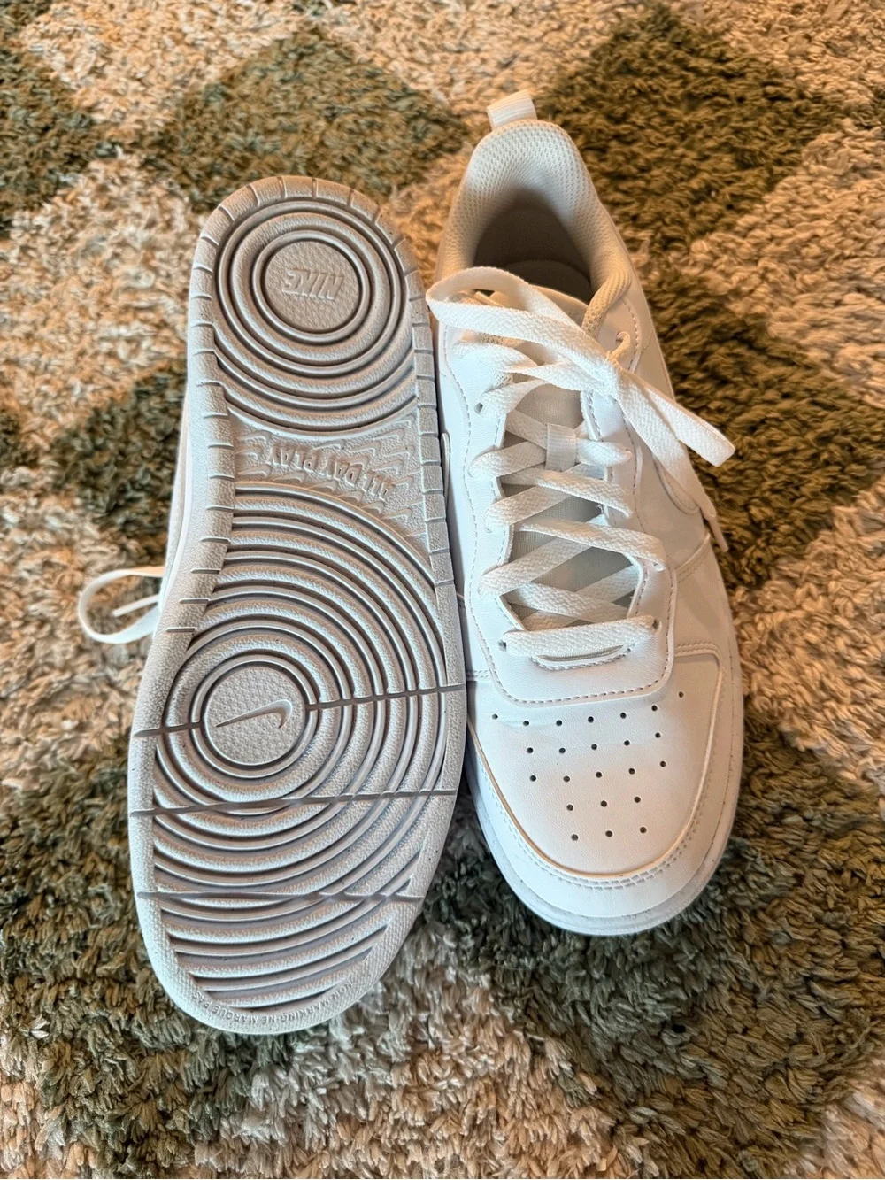 Nike classic all